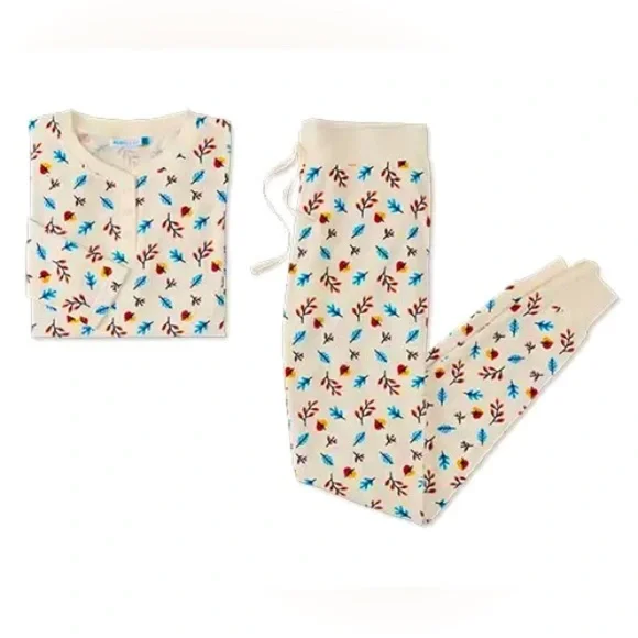 ALDI Gear Ladies Pajamas Cream Leaves Fall Pattern NEW! #aldigear